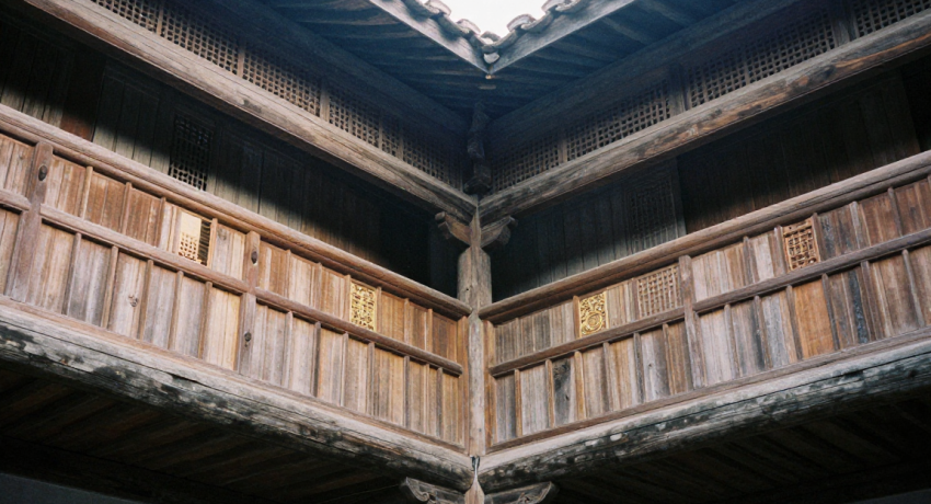 A Sustentabilidade Na Arquitetura Tradicional: Influências Culturais E Históricas